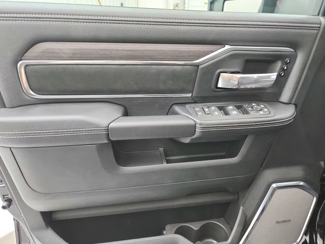 New 2026 RAM 2500 Laramie AWD/4WD image 41