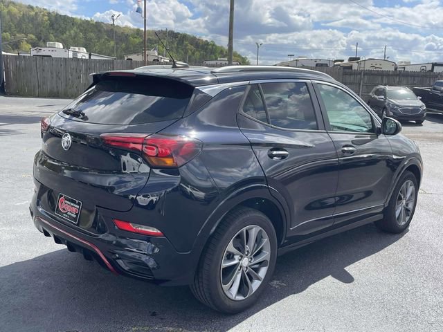 Certified 2021 Buick Encore GX Preferred w/ Sport Touring Package FWD image 4