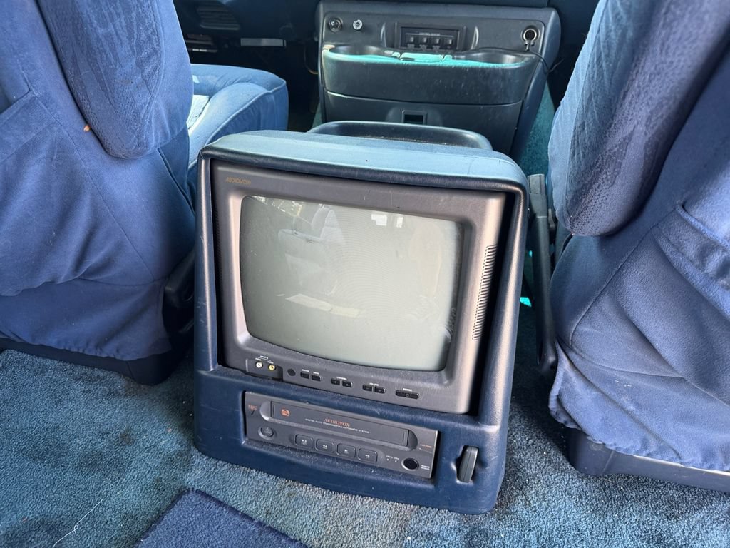 Used 1999 GMC Savana 1500 RWD image 31