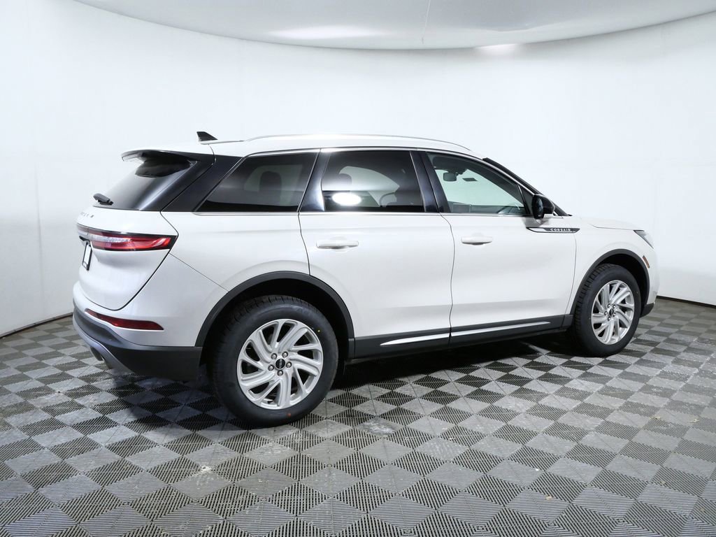 Certified 2022 Lincoln Corsair FWD image 9