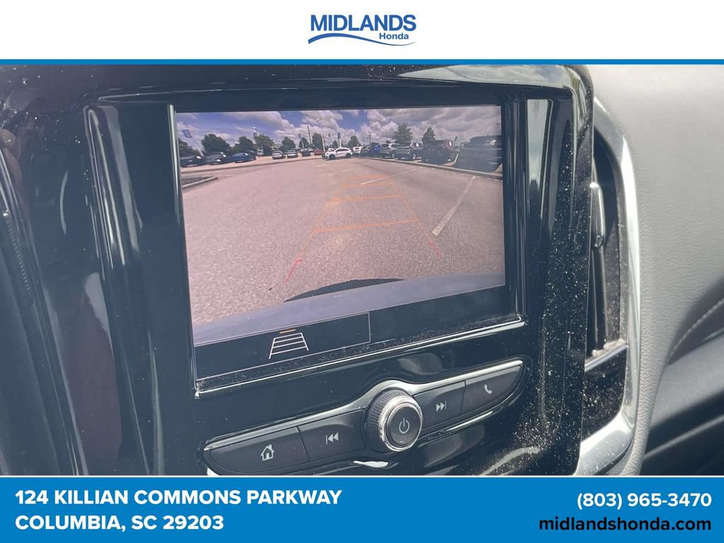 Used 2020 Chevrolet Traverse LT FWD image 28