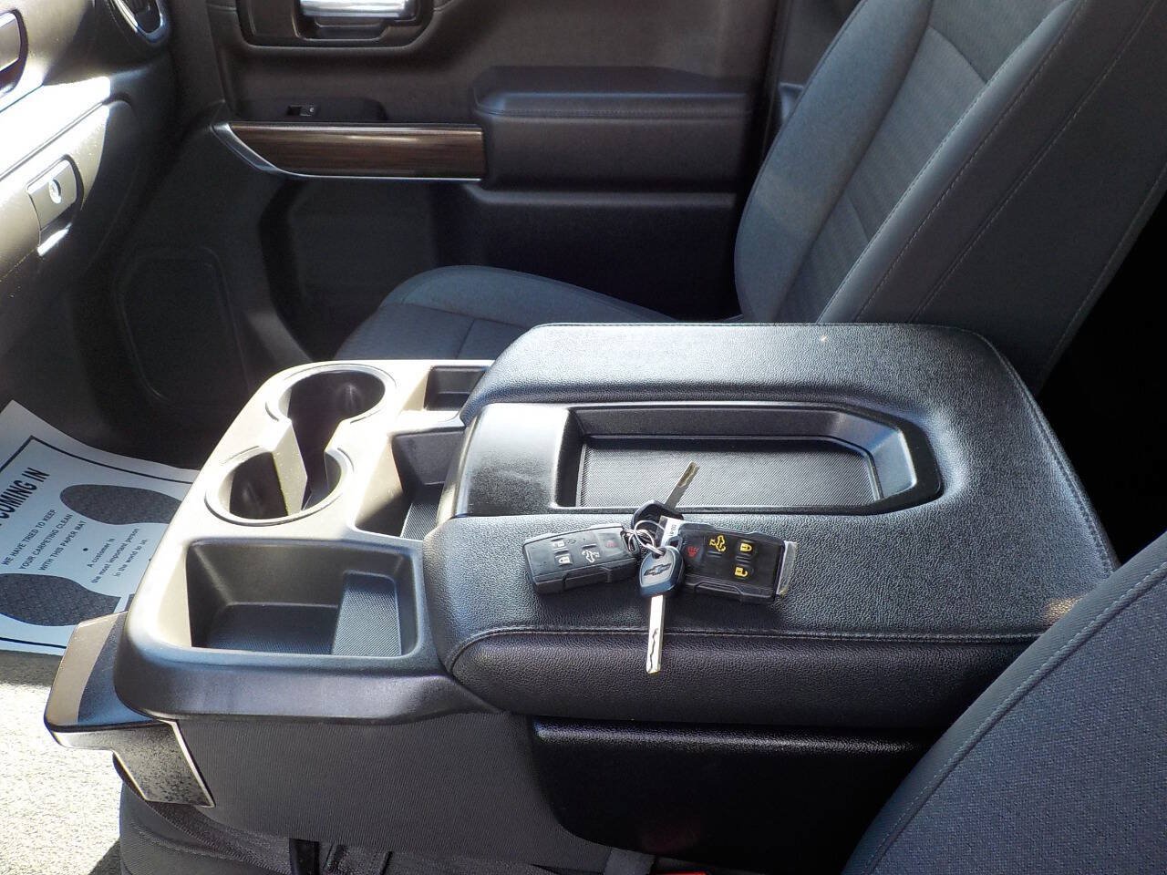 Used 2022 Chevrolet Silverado 2500 LT AWD/4WD image 32