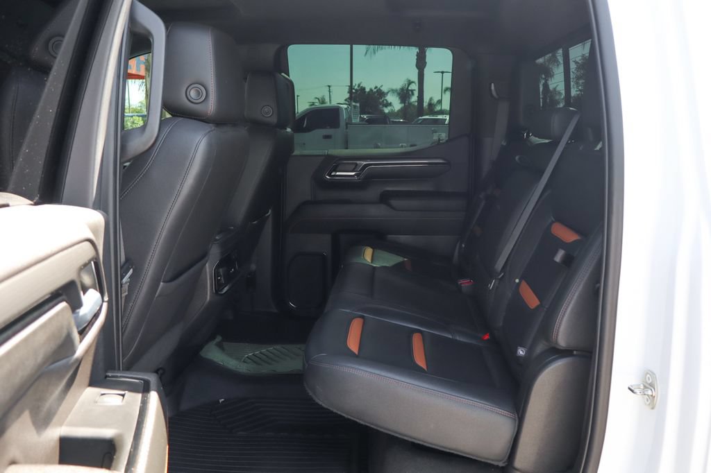 Used 2023 GMC Sierra 1500 AT4 w/ Technology Package AWD/4WD image 46