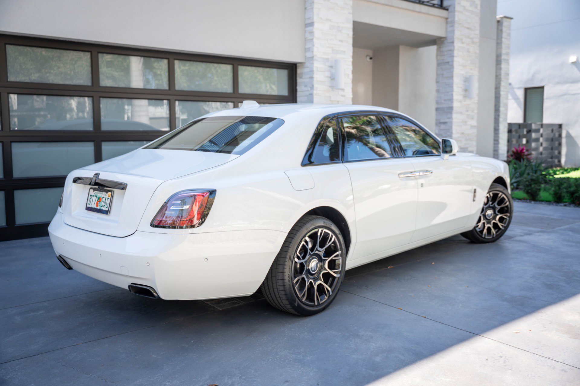 Used 2022 Rolls-Royce Ghost Black Badge image 14