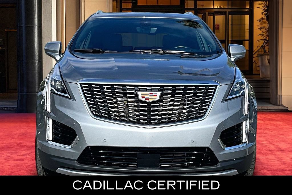 Used 2023 Cadillac XT5 Premium Luxury w/ Technology Package FWD image 3