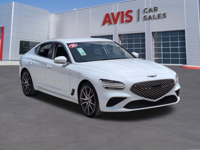 Used 2025 Genesis G70 2.5T RWD image 3