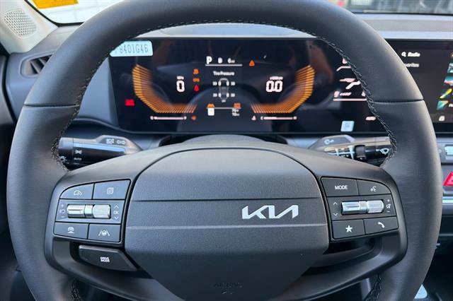 New 2026 Kia K4 EX FWD image 24