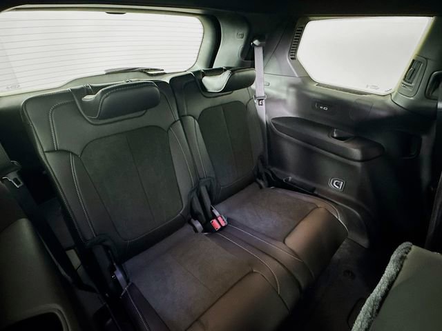 New 2025 Jeep Grand Cherokee L Laredo AWD/4WD image 29