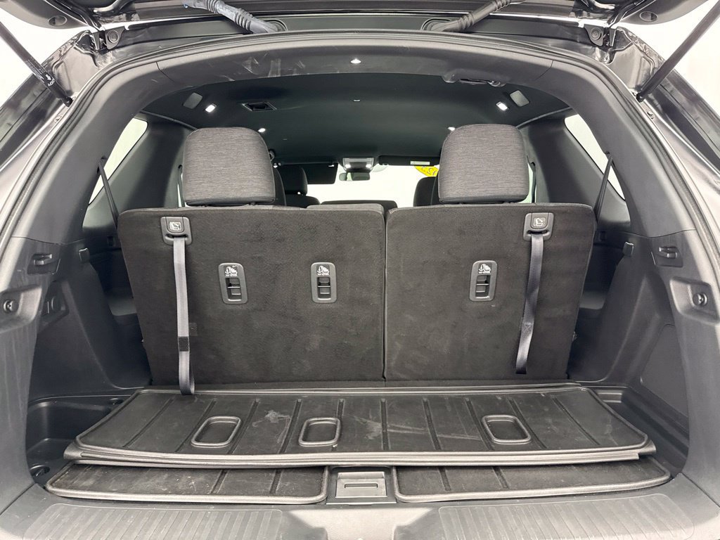 Certified 2025 Honda Pilot Sport image 10