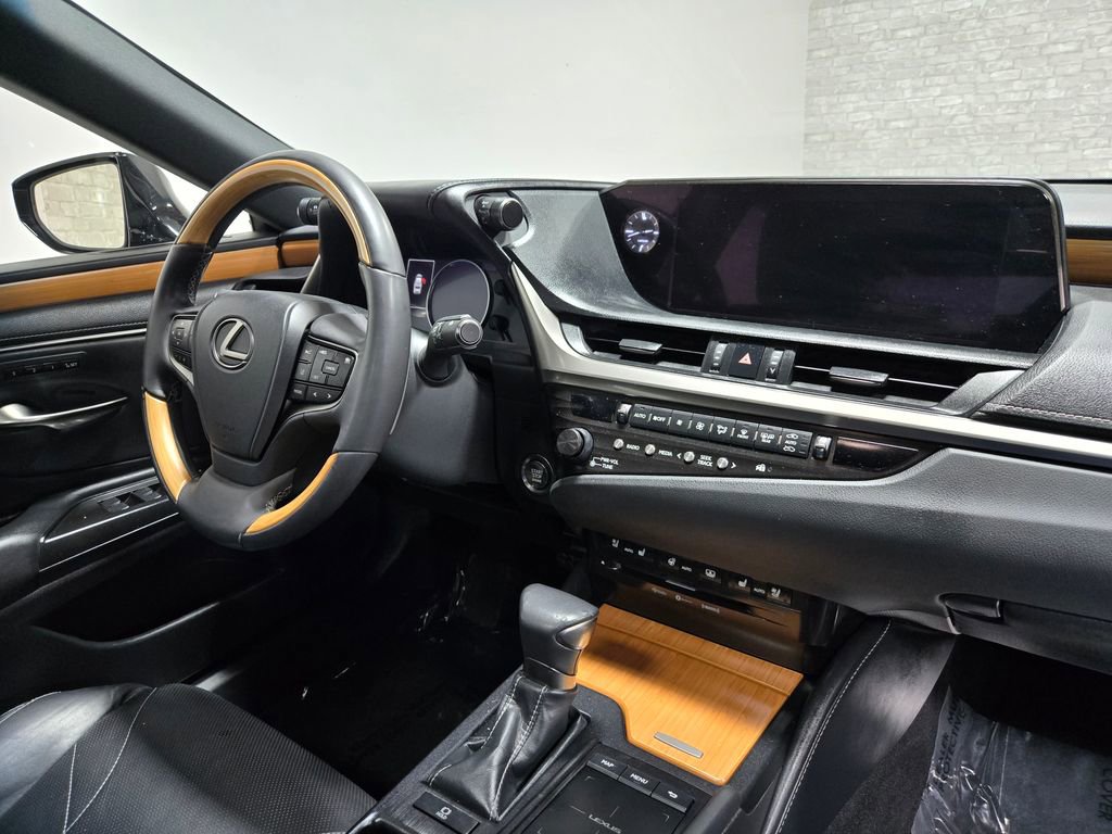 Used 2019 Lexus ES 350 Luxury w/ Accessory Package 2 image 51