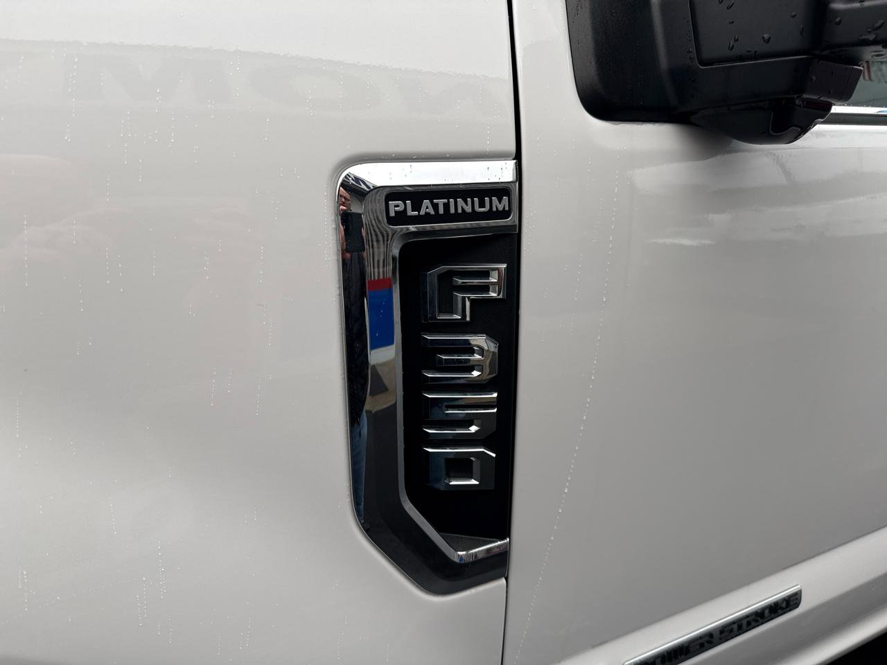 Used 2022 Ford F350 Platinum w/ FX4 Off-Road Package image 8