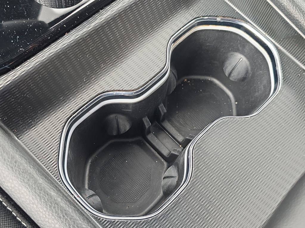 Used 2023 Jeep Grand Cherokee Laredo X image 29