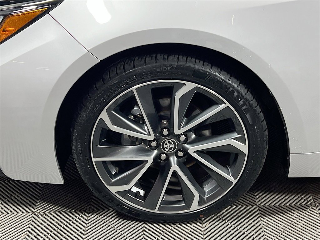 Certified 2021 Toyota Corolla XSE image 28