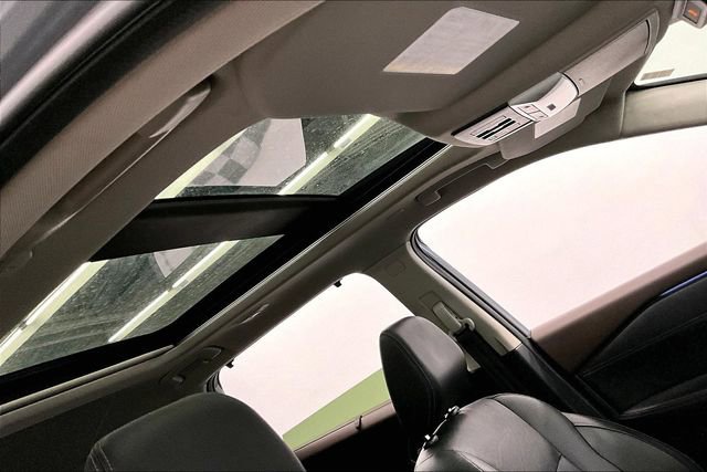 Used 2023 Nissan Rogue Platinum w/ Platinum Premium Package AWD/4WD image 20