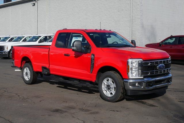 New 2026 Ford F350 XLT image 5