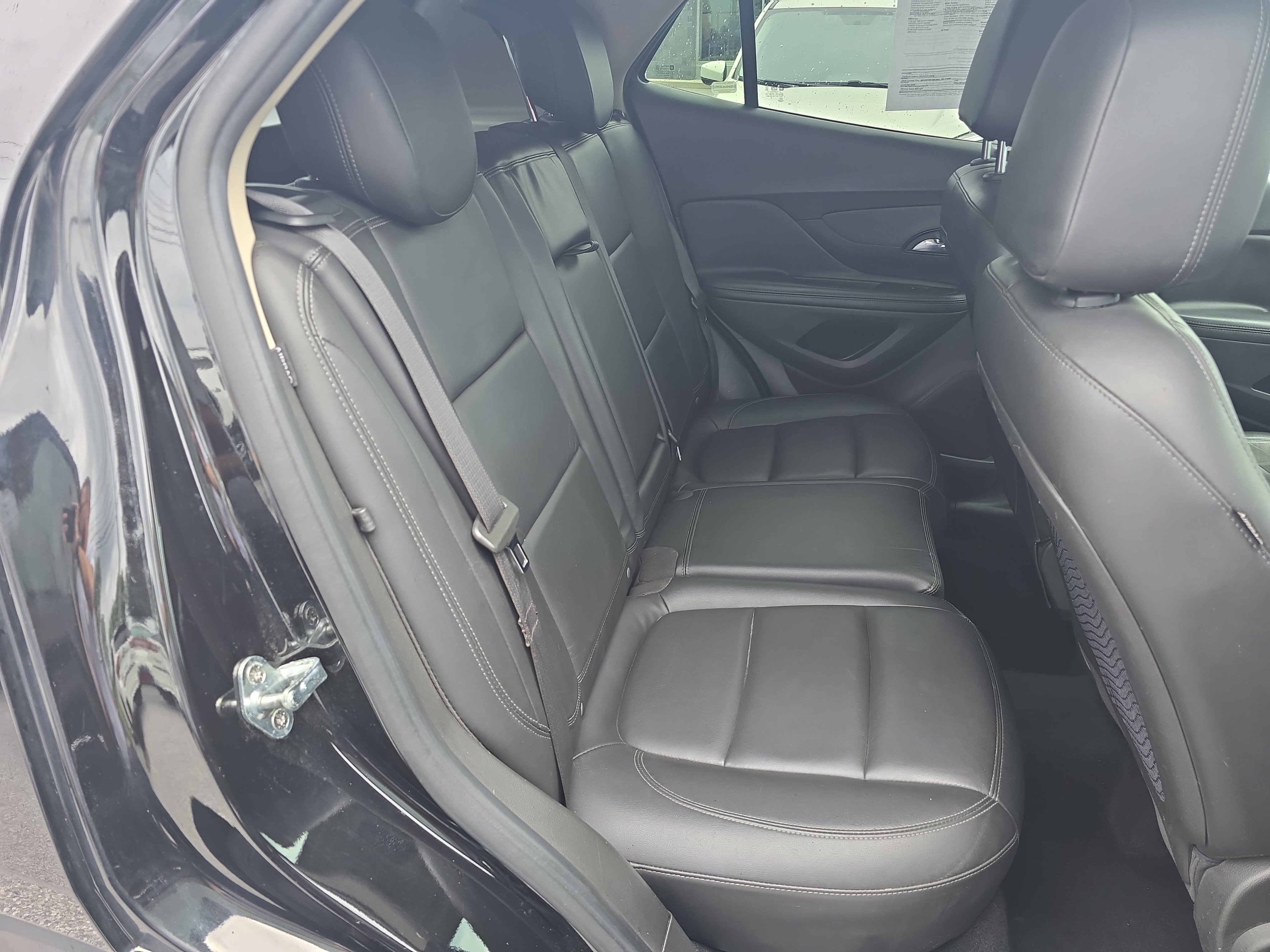 Used 2019 Buick Encore Essence AWD/4WD image 19