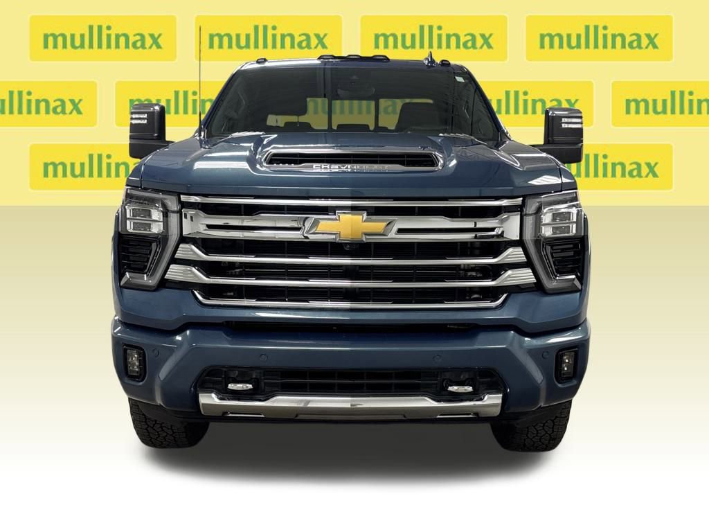 Used 2024 Chevrolet Silverado 2500 High Country w/ High Country Premium Package image 6