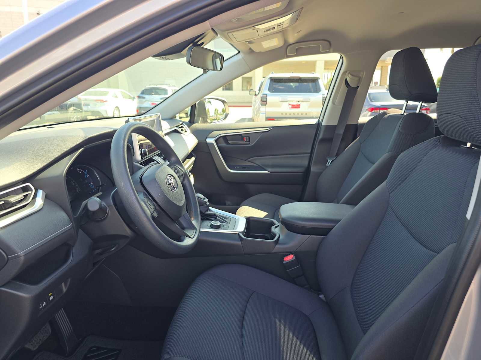 Certified 2025 Toyota RAV4 LE image 29