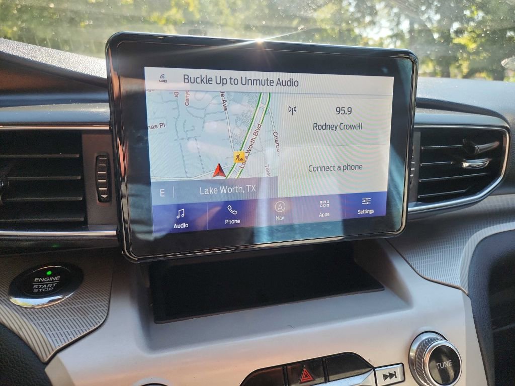 Used 2021 Ford Explorer XLT w/ Equipment Group 202A image 26