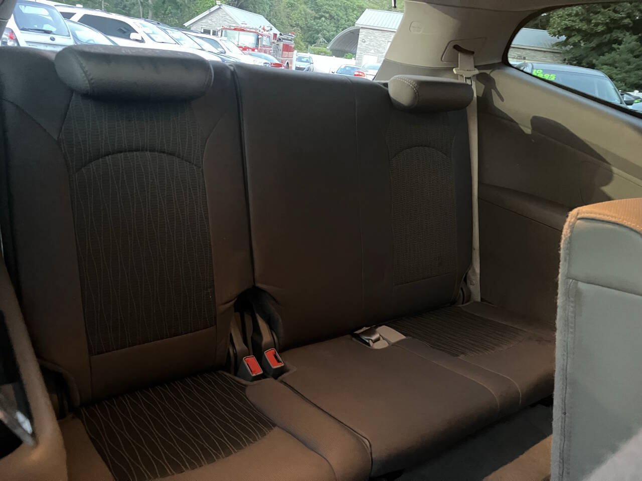 Used 2014 Chevrolet Traverse LS FWD image 32