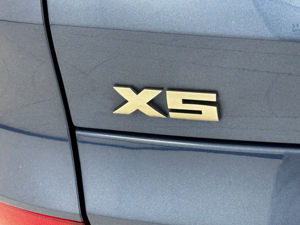 Used 2023 BMW X5 M50i w/ Executive Package image 33