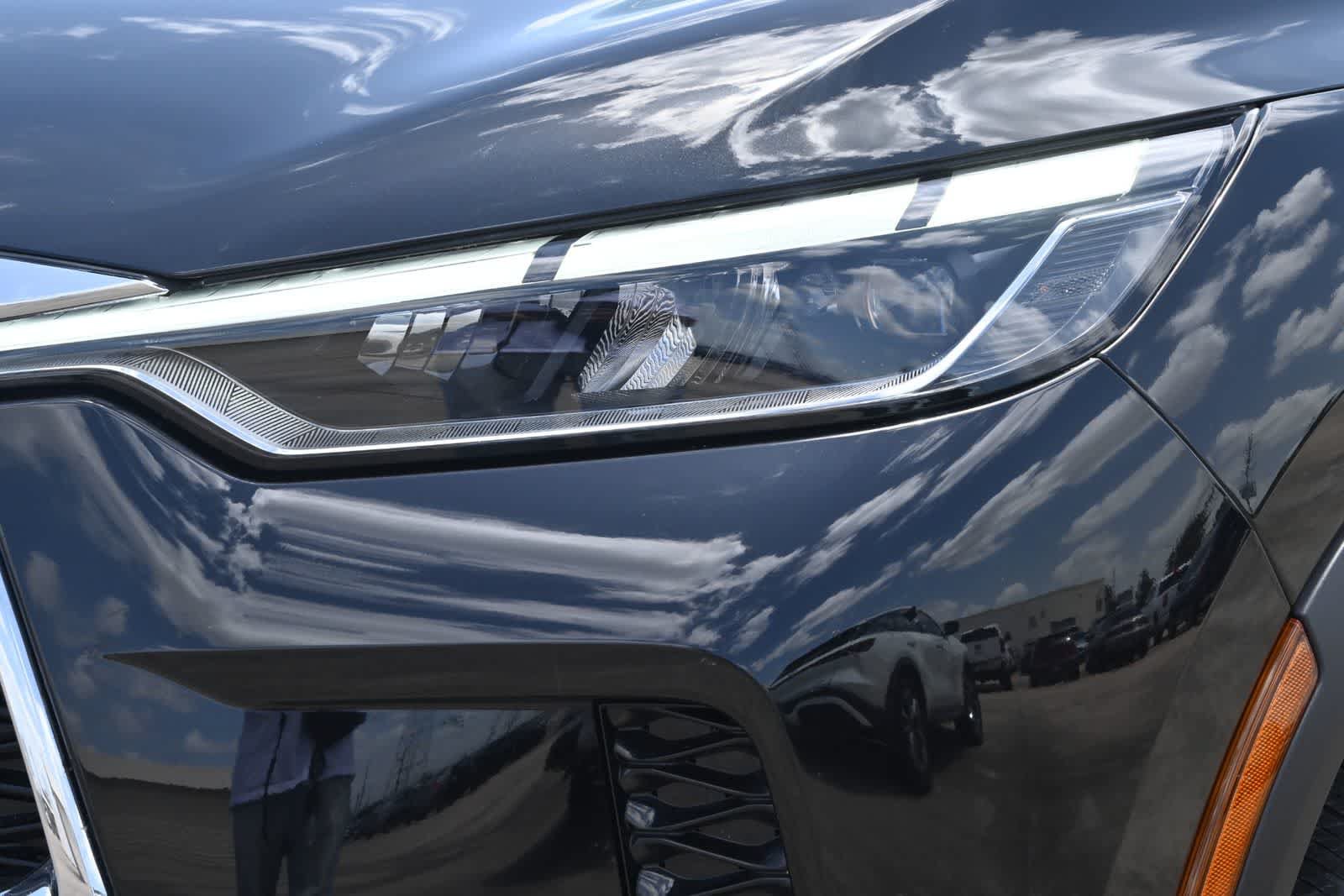 Used 2023 INFINITI QX60 Sensory w/ Vision Package AWD/4WD image 25