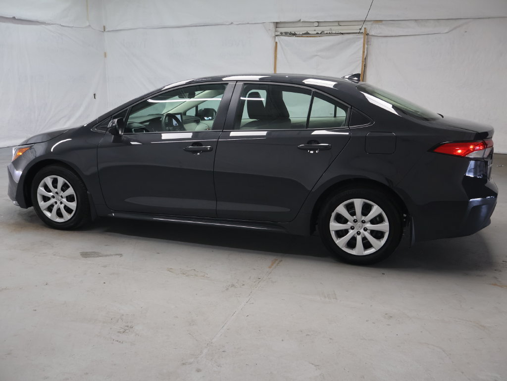 Used 2026 Toyota Corolla LE FWD image 4