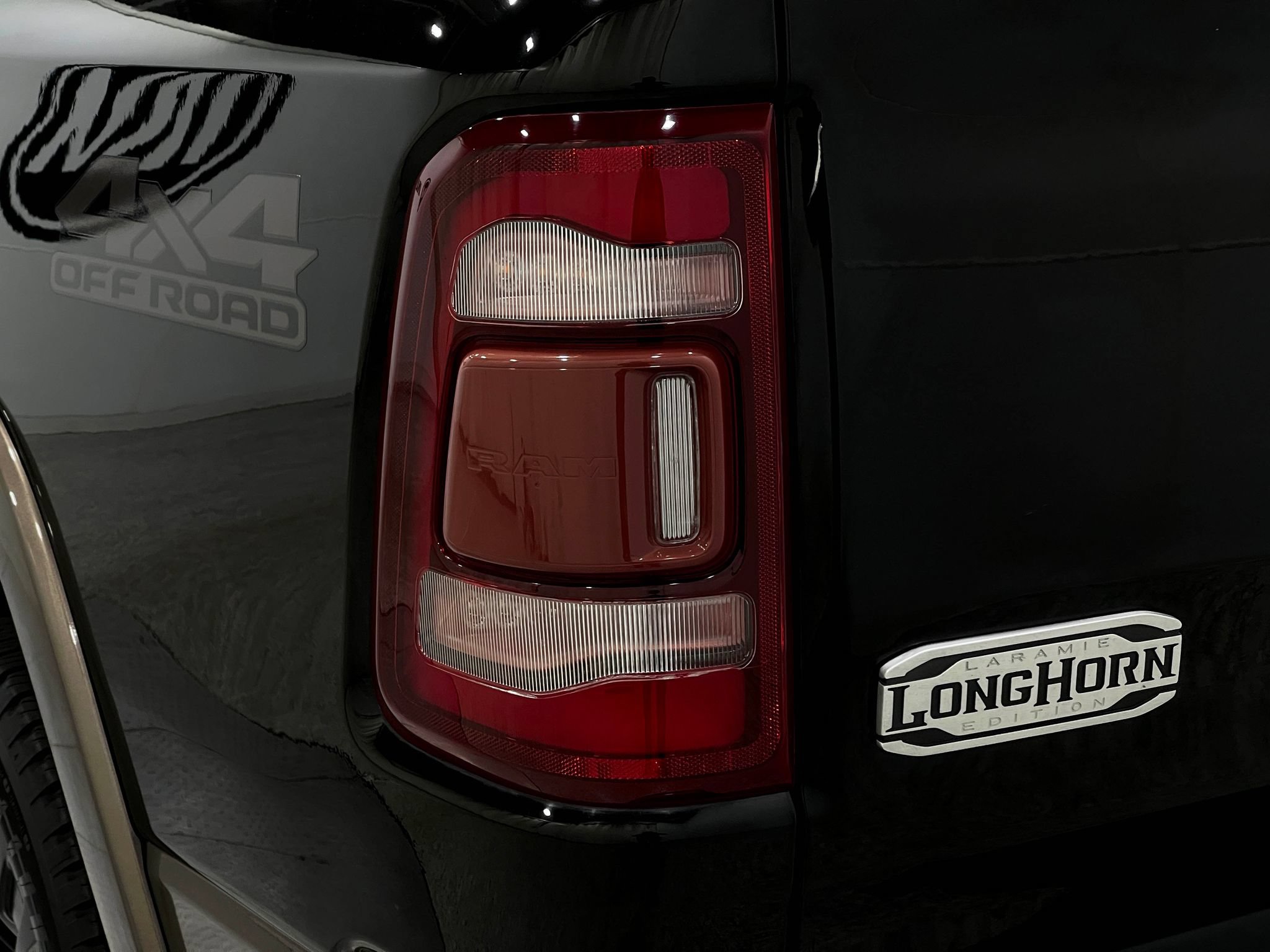 Used 2020 RAM 1500 Limited AWD/4WD image 33