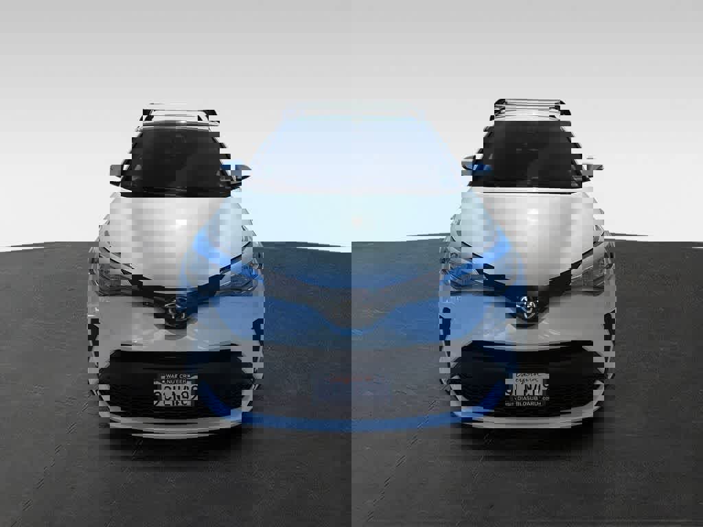 Used 2022 Toyota C-HR XLE image 5