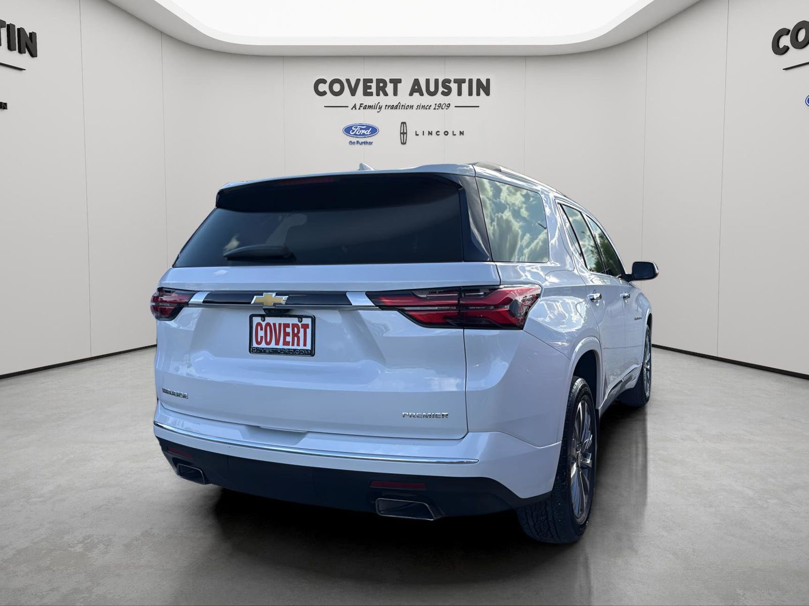 Used 2023 Chevrolet Traverse Premier image 5