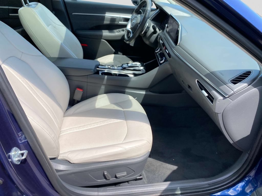 Used 2022 Hyundai Sonata Limited w/ Cargo Package FWD image 24