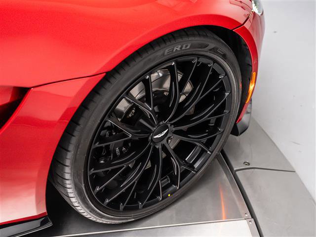 Used 2023 Aston Martin V8 Vantage Roadster image 8