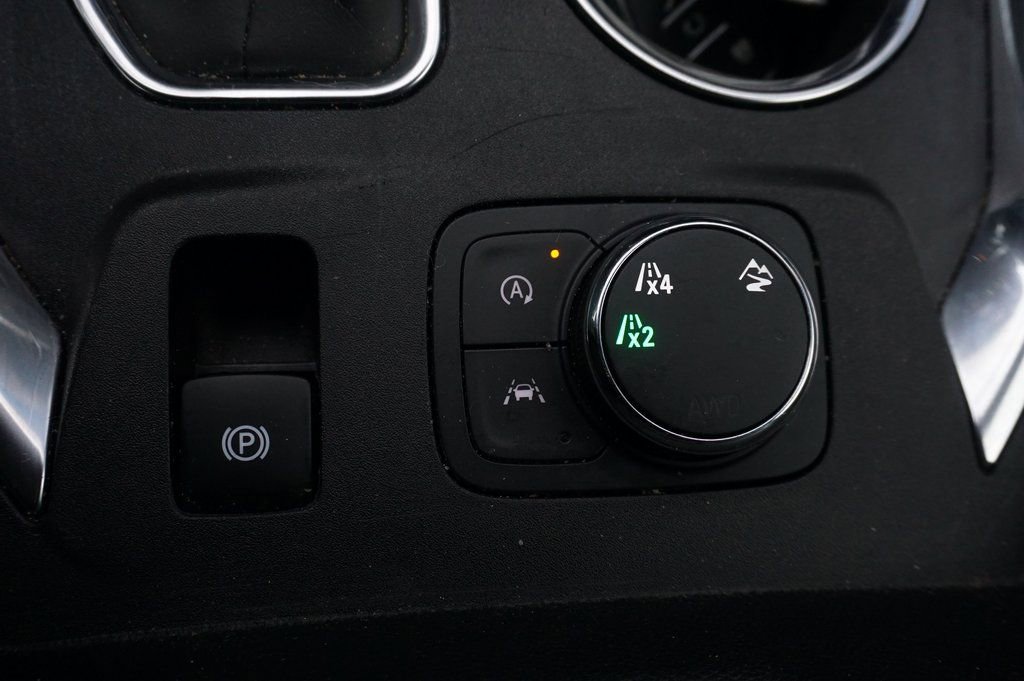 Certified 2023 Chevrolet Traverse LT w/ LPO, Floor Liner Package image 18