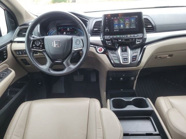 Used 2024 Honda Odyssey Touring image 18