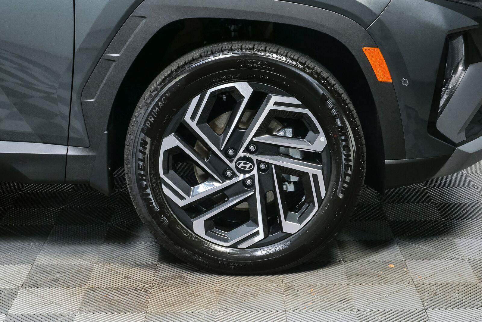 New 2026 Hyundai Tucson Limited AWD/4WD image 39
