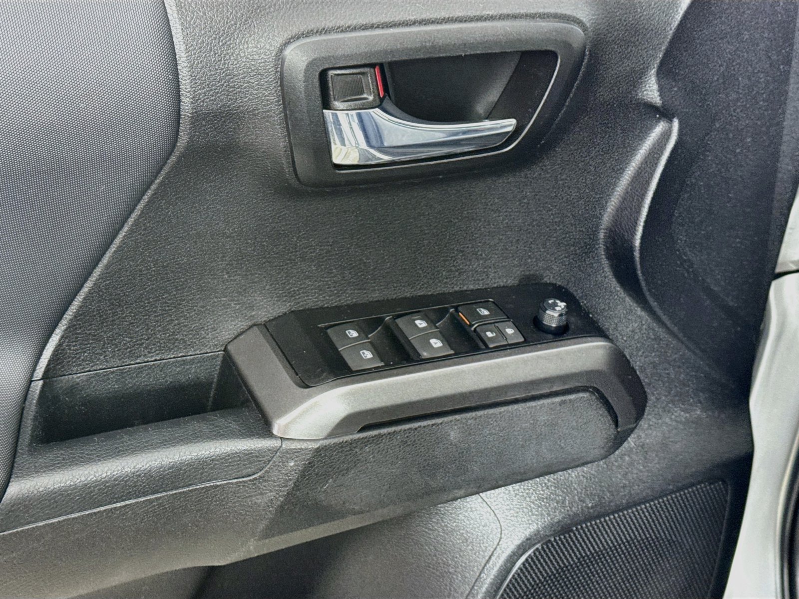 Certified 2023 Toyota Tacoma TRD Sport AWD/4WD image 14