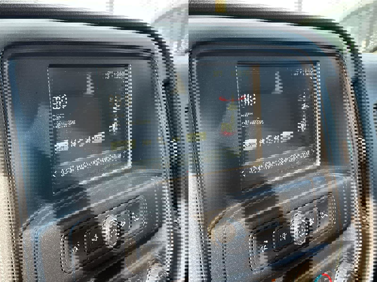 Used 2017 GMC Sierra 1500 4WD Reg Cab 133.0 w/ Sierra Convenience Package image 22