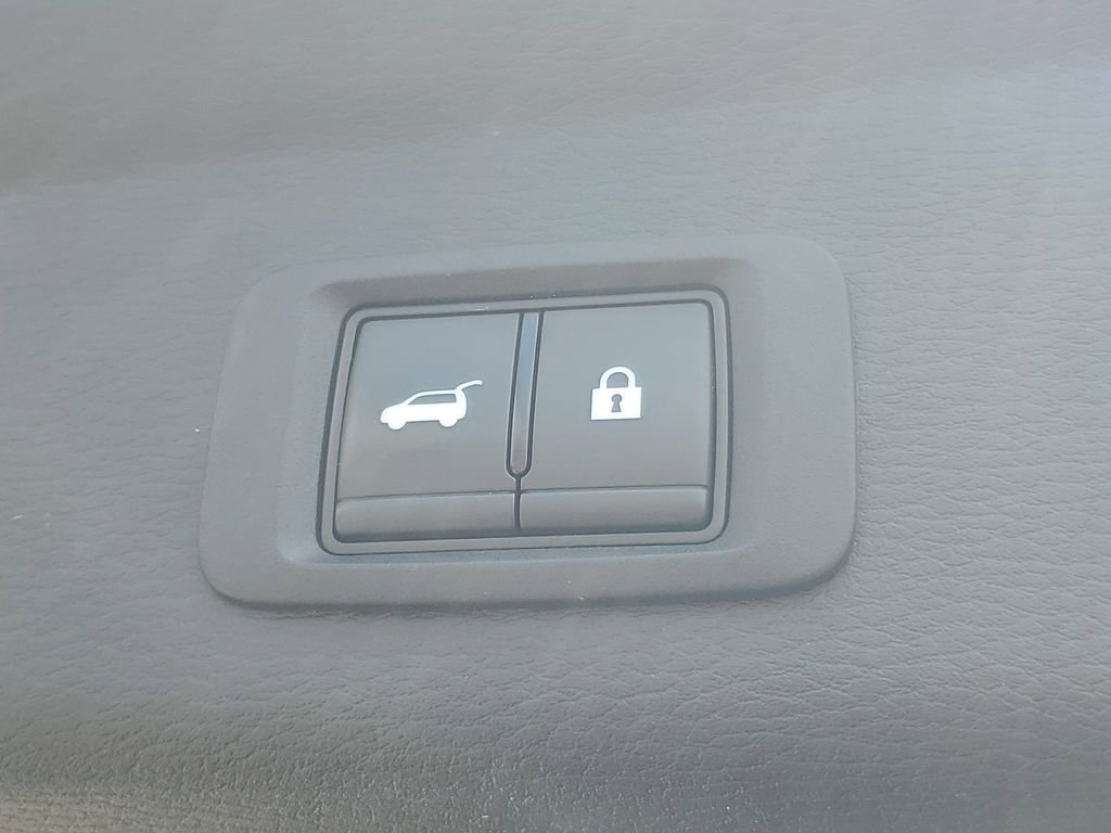 Used 2023 Mitsubishi Outlander SEL image 8