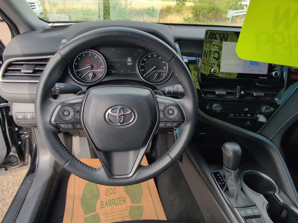 Used 2022 Toyota Camry SE AWD/4WD image 26
