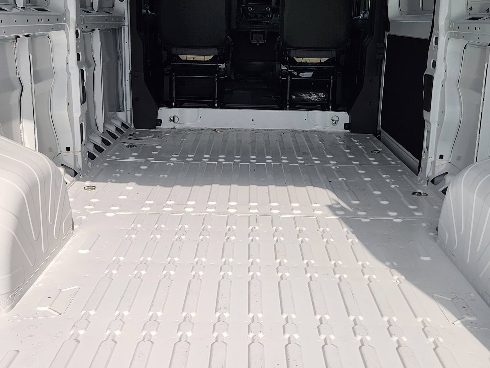 New 2026 RAM ProMaster 2500 w/ Convenience Group FWD image 24