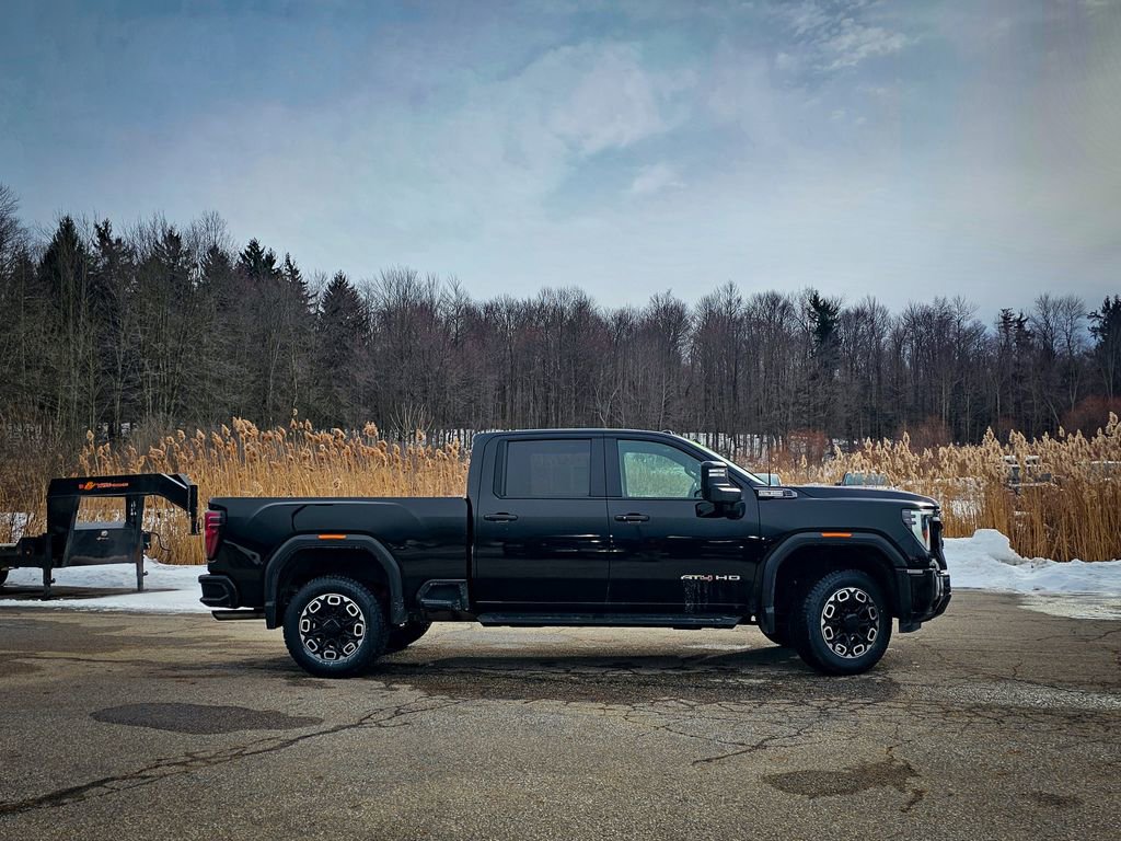 Certified 2024 GMC Sierra 2500 AT4 w/ AT4 Preferred Package image 3
