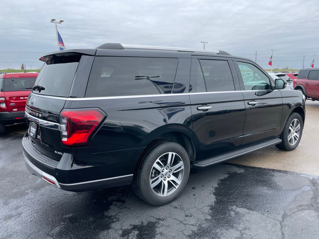Used 2024 Ford Expedition Max Limited AWD/4WD image 4