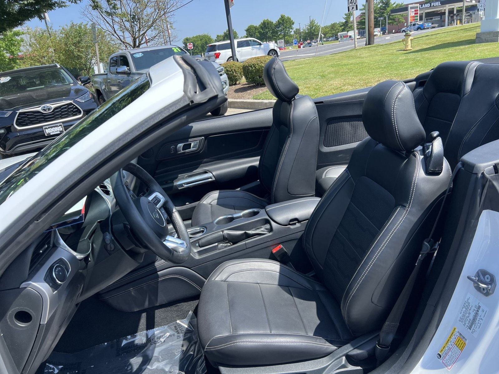 Used 2022 Ford Mustang Premium w/ Equipment Group 201A RWD image 13