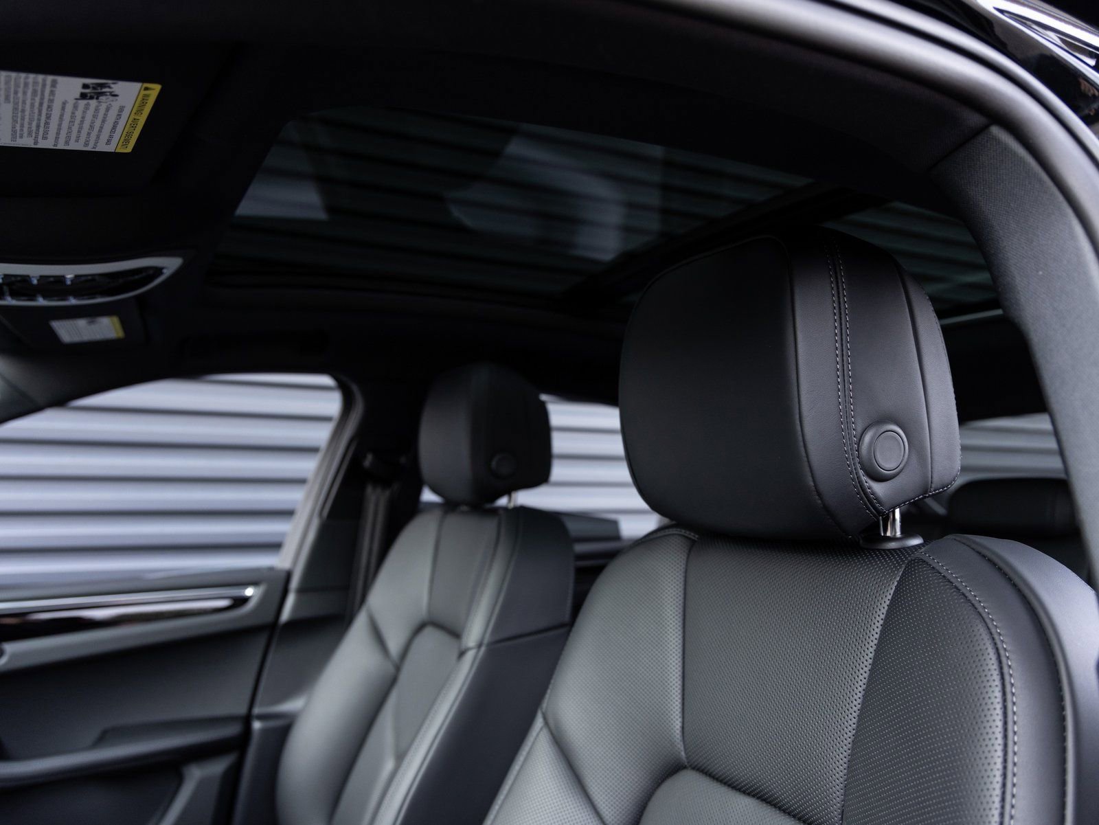 Certified 2026 Porsche Macan image 24