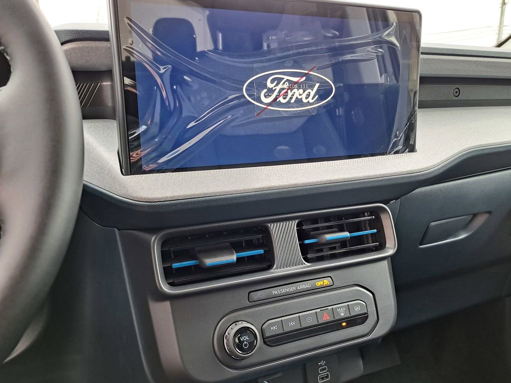 New 2026 Ford Maverick XLT w/ XLT Luxury Package image 8
