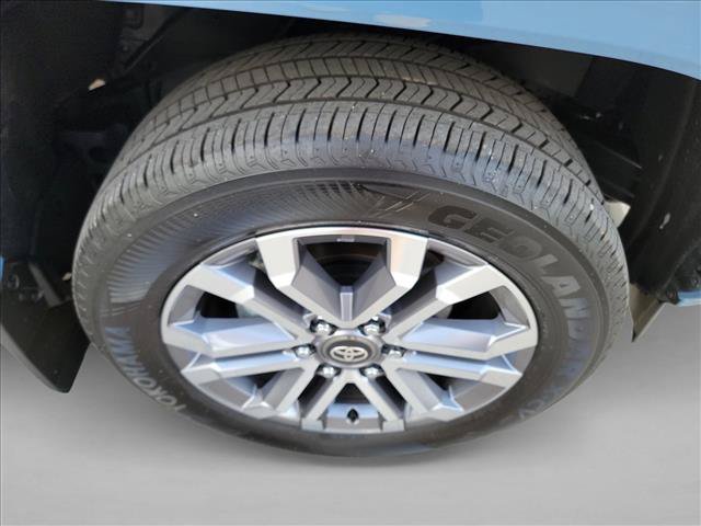 Used 2026 Toyota 4Runner Limited AWD/4WD image 10