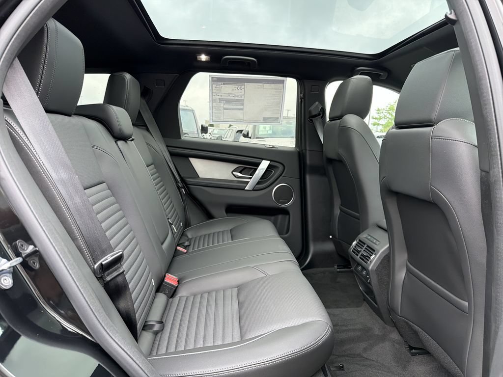 New 2026 Land Rover Discovery Sport Landmark AWD/4WD image 14
