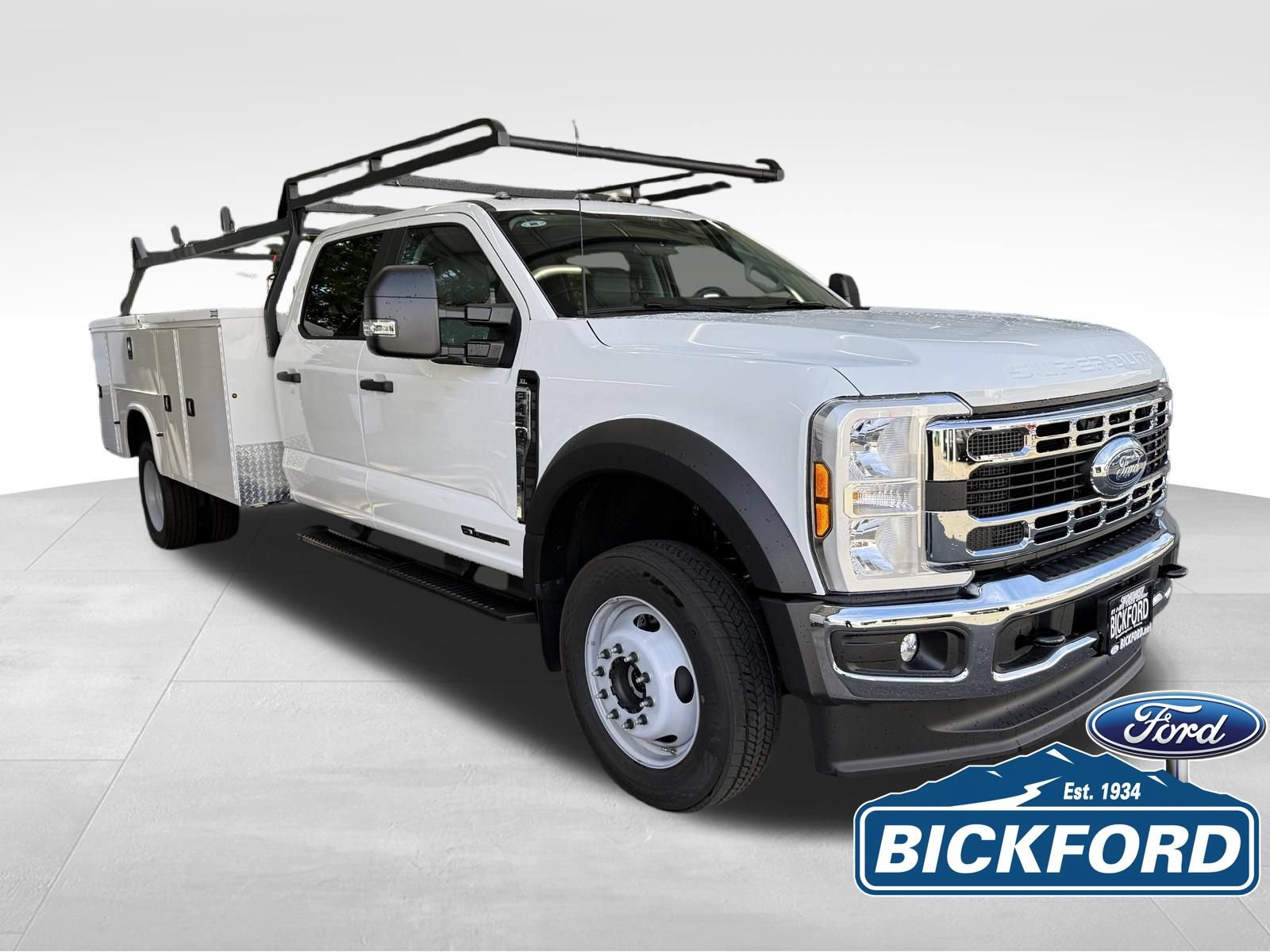 New 2026 Ford F450 XL w/ XL Chrome Package AWD/4WD image 3