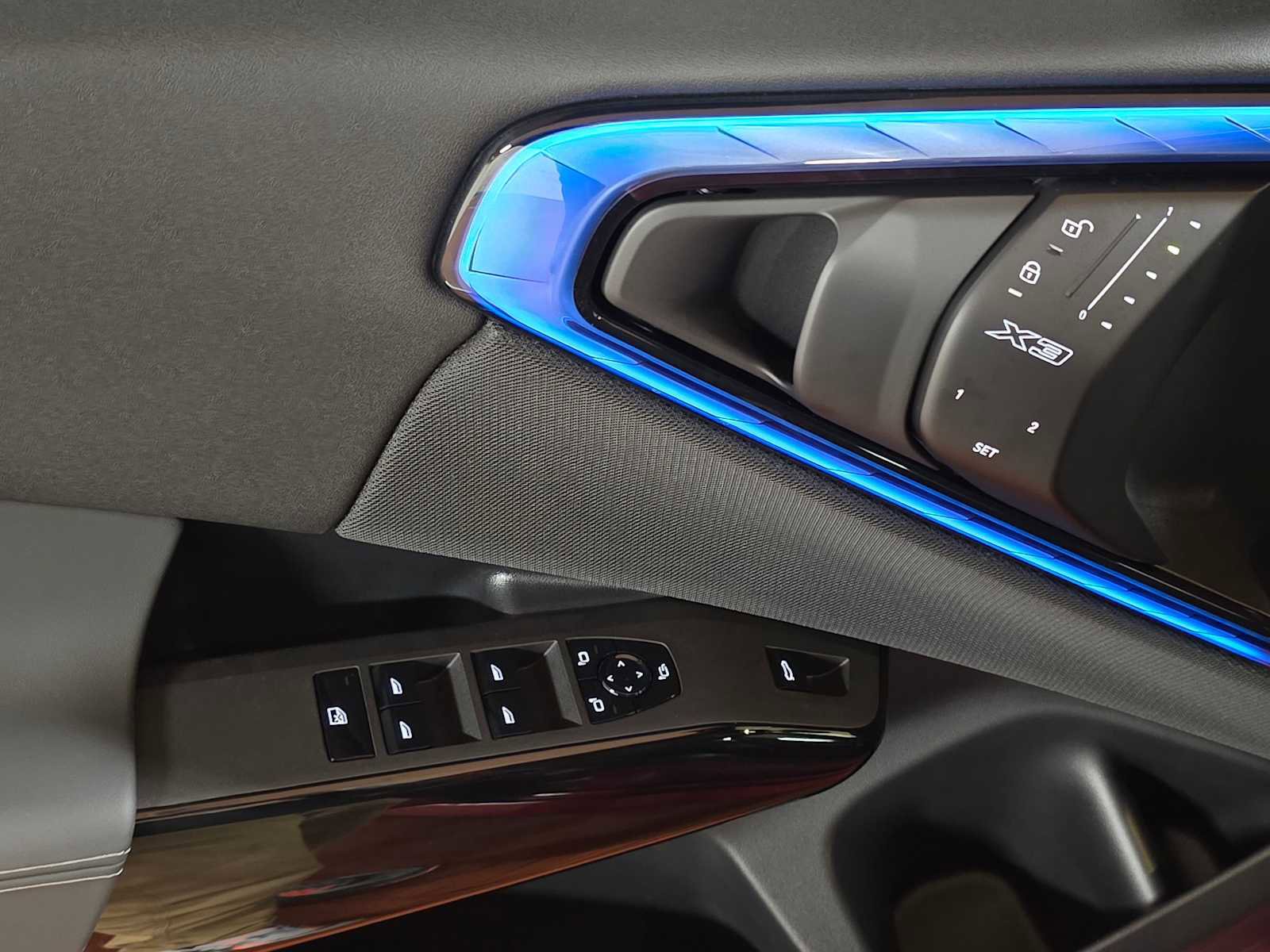 Used 2025 BMW X3 M50 w/ Premium Package image 23