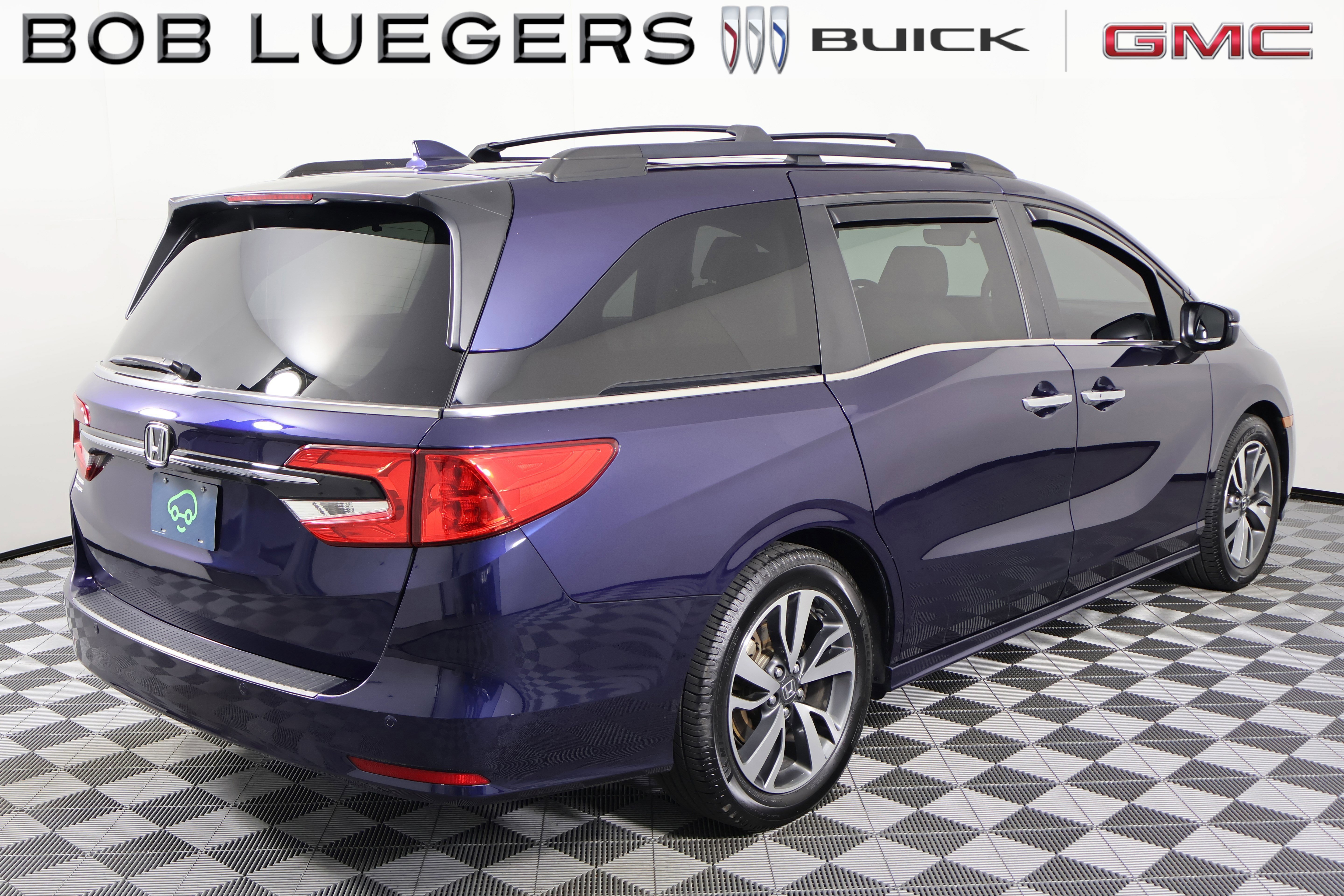 Used 2023 Honda Odyssey Touring image 5